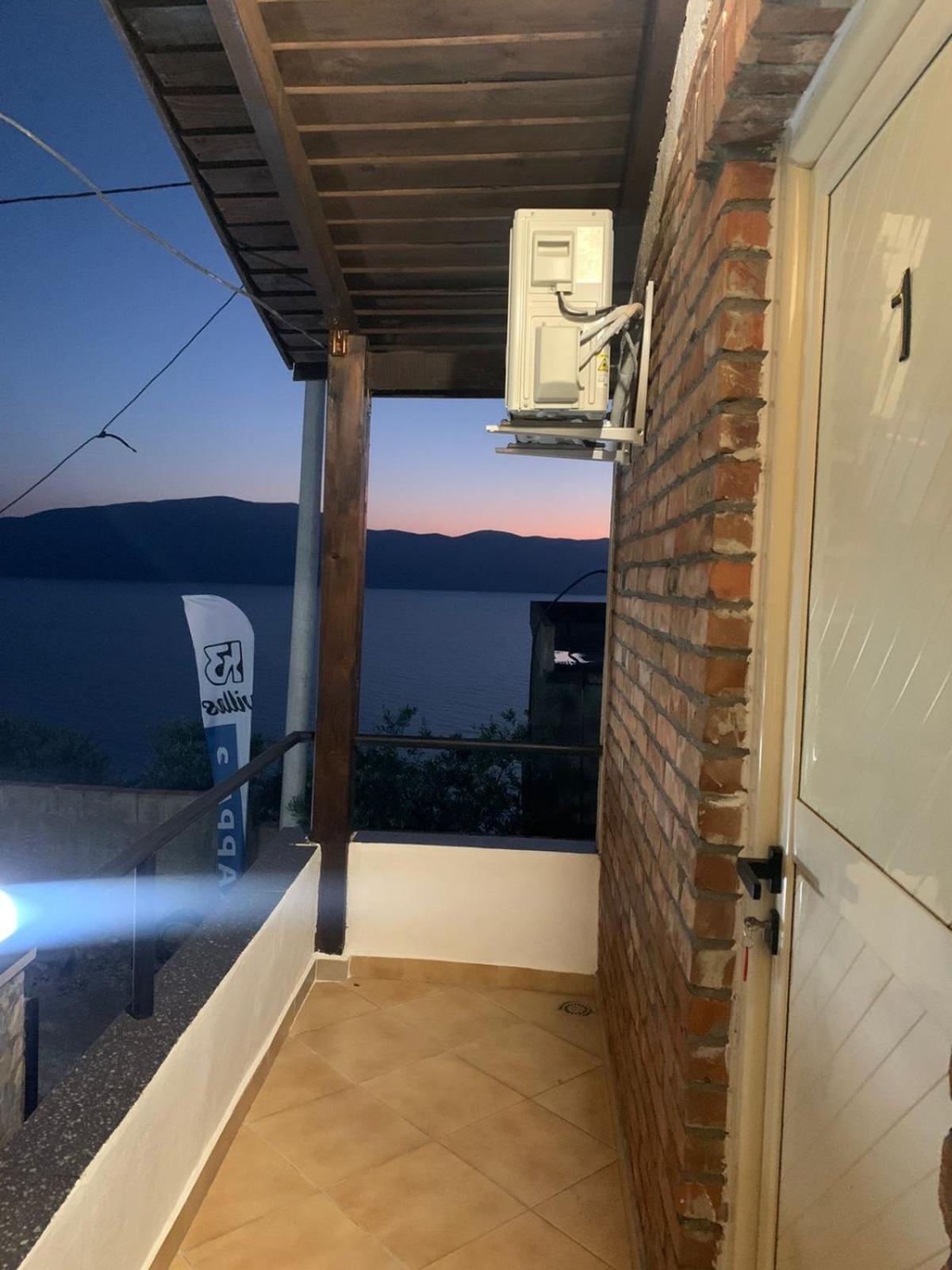Hotel Kappa3 Villas Kanine Екстериор снимка